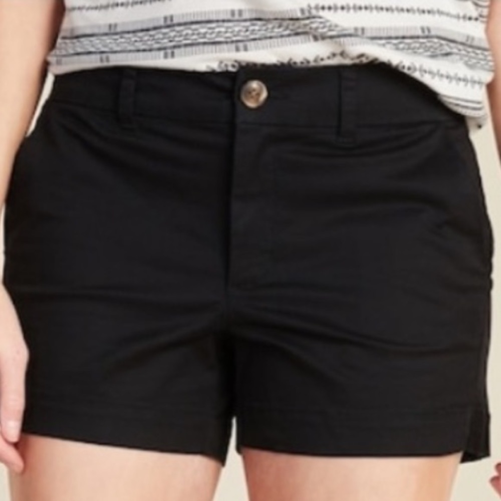Old Navy Relaxed Mid Rise Khaki Shorts Sz 2/S - Black